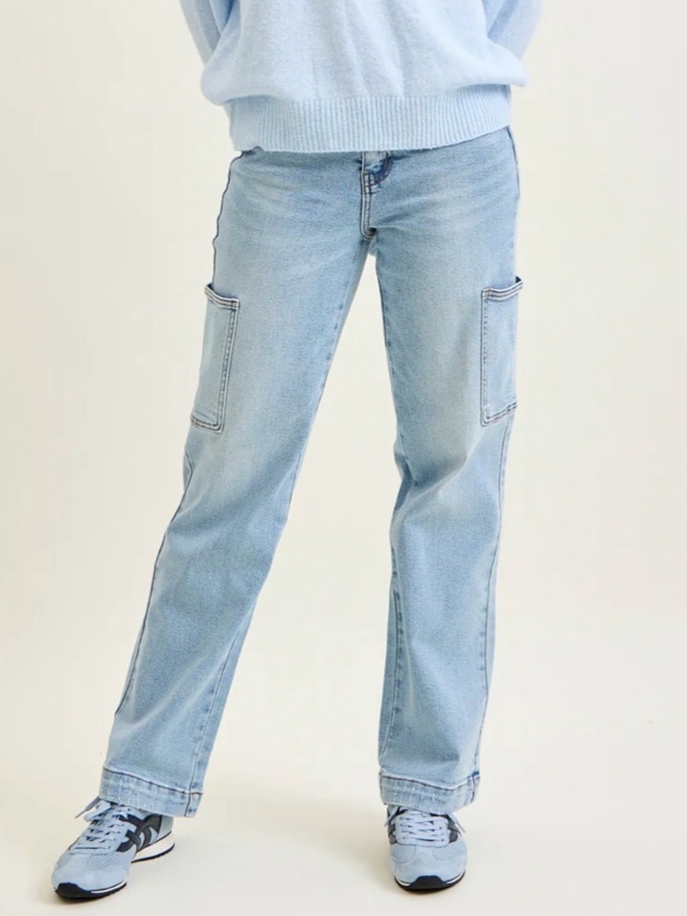 Judy Blue Lux Cargo Wide Leg Jeans Size 27